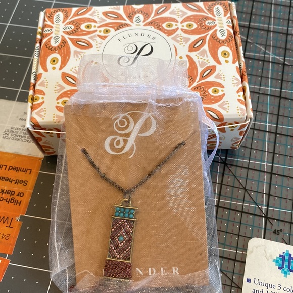 Western Pendant Necklace Antique dangle chain Vera Louise 114 - Picture 6 of 6